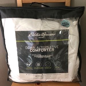 Eddie Bauer Alternative Down Comforter